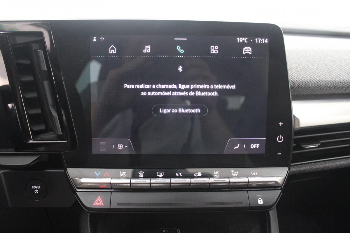 renault-megane-e-tech-2022-eletrico-0cc