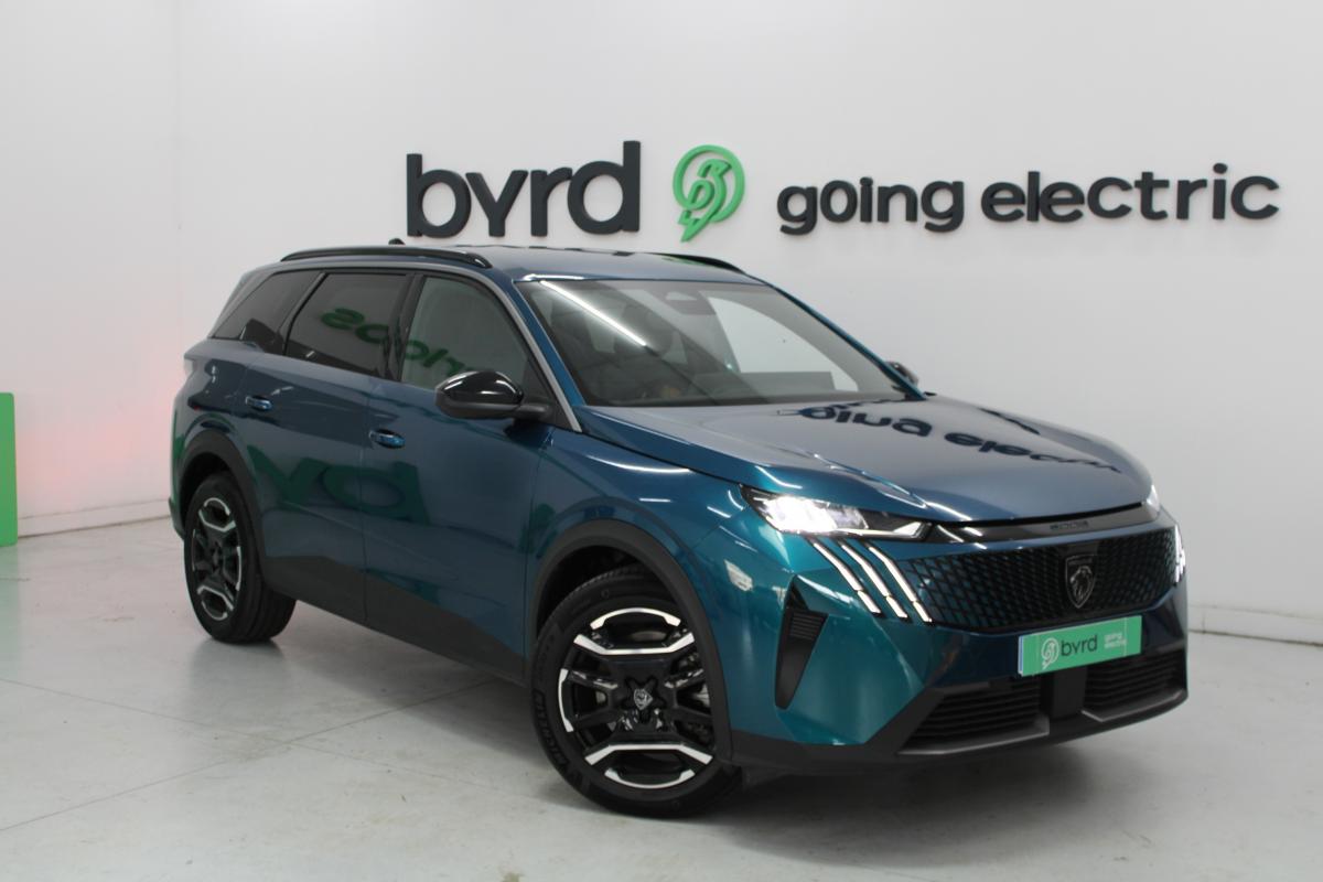 peugeot-e-2008-2025-eletrico-0cc