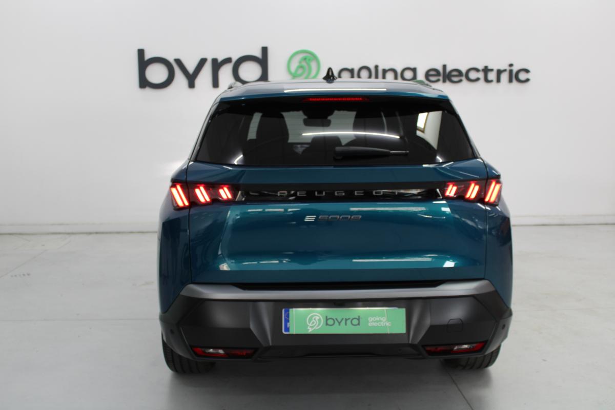 peugeot-e-2008-2025-eletrico-0cc