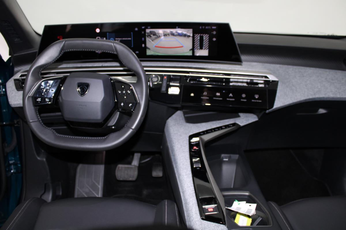 peugeot-e-2008-2025-eletrico-0cc