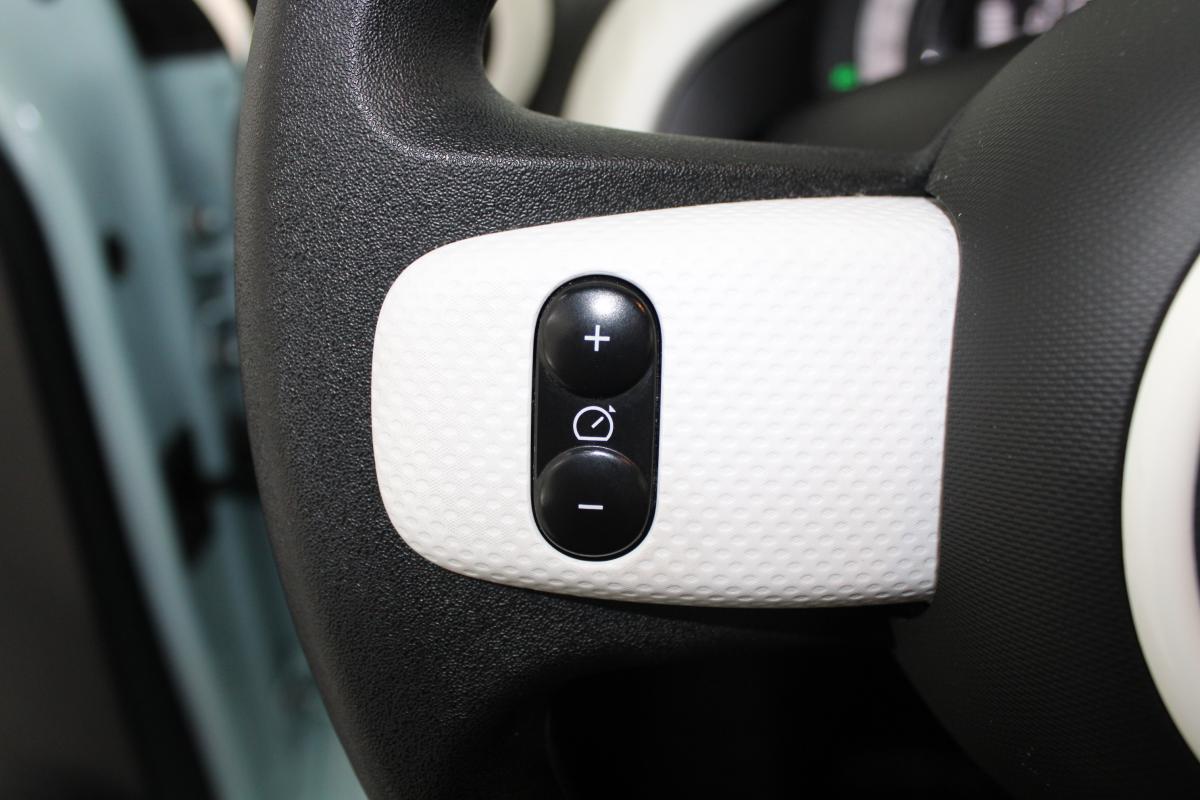 renault-twingo-2023-eletrico-0cc