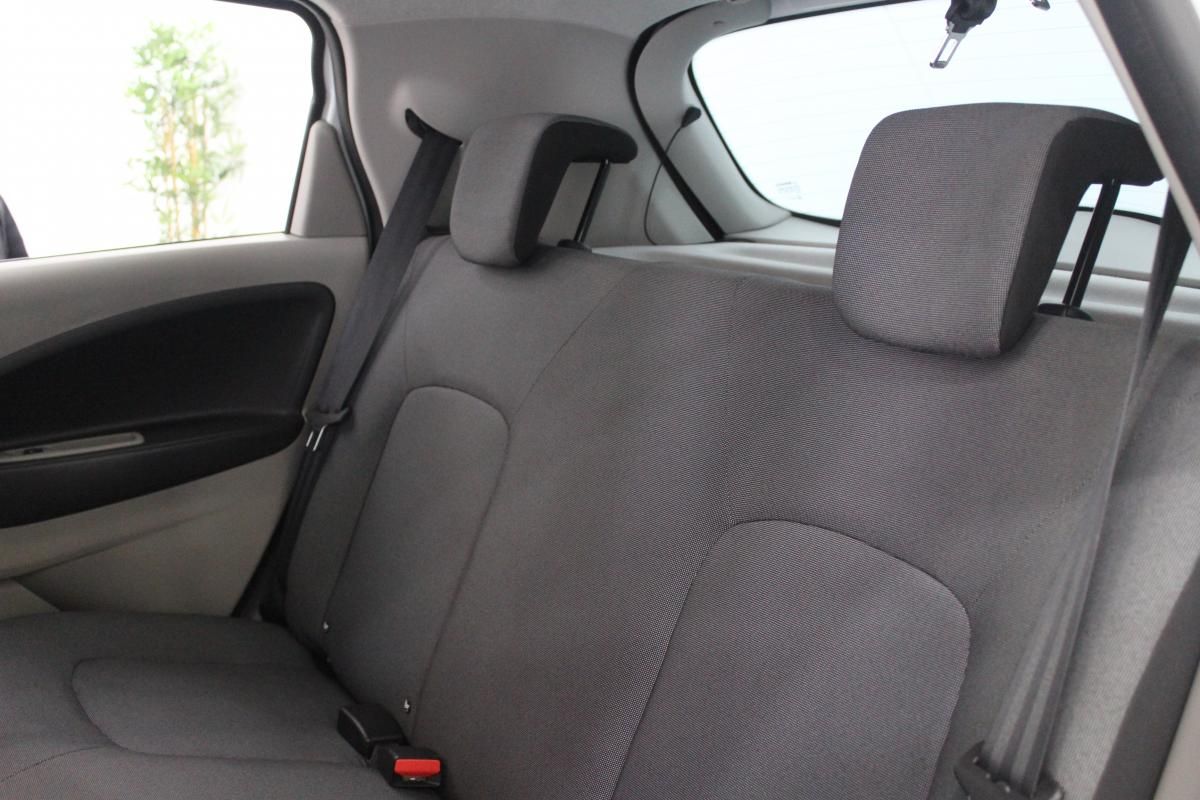 renault-zoe-2014-eletrico-0cc