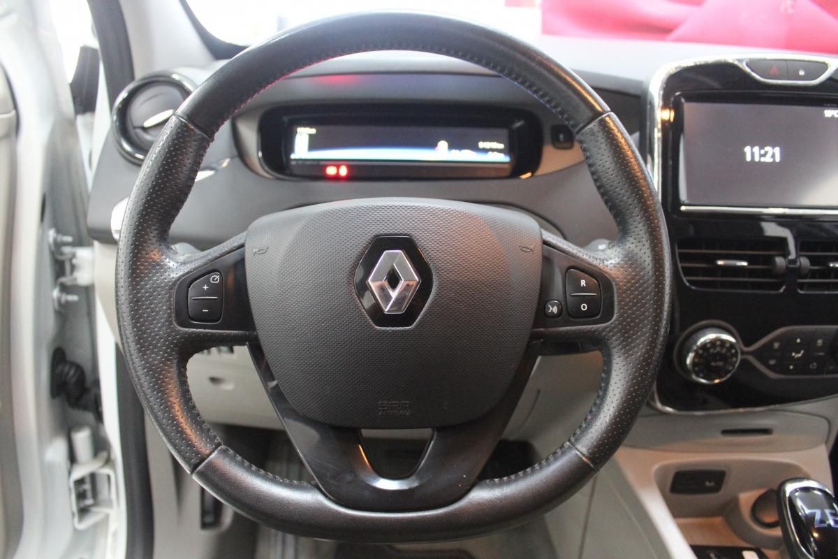 renault-zoe-2014-eletrico-0cc