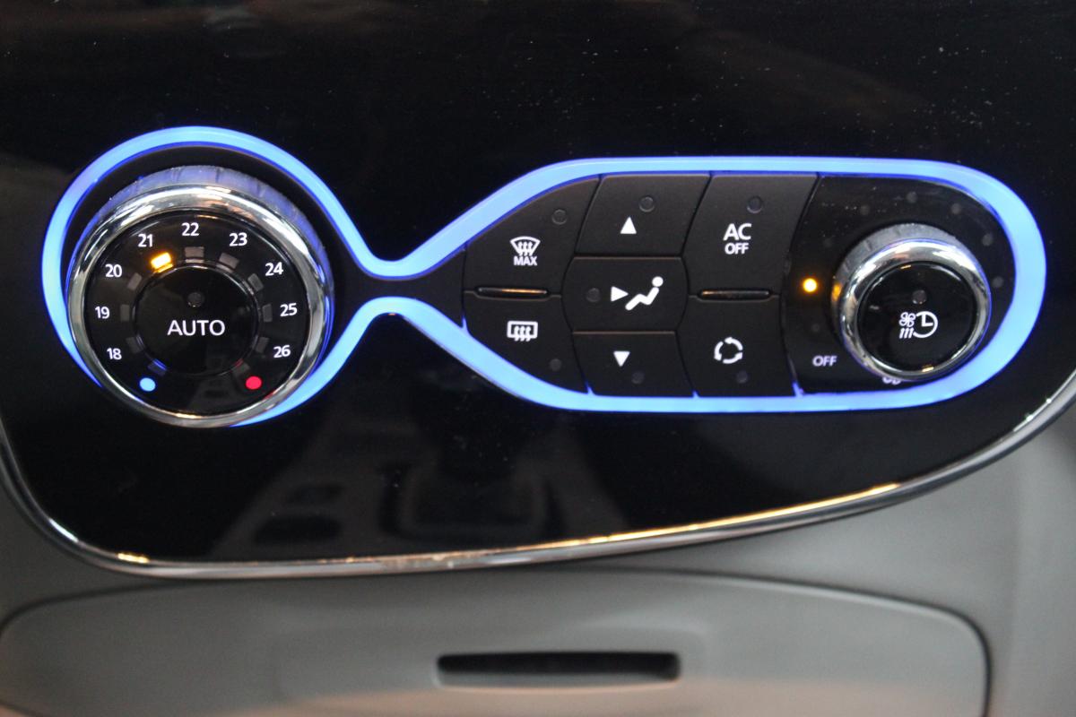 renault-zoe-2014-eletrico-0cc