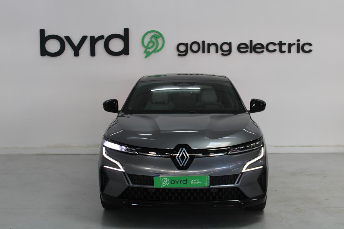 renault-megane-e-tech-2023-eletrico-0cc