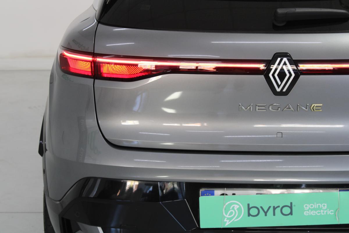 renault-megane-e-tech-2023-eletrico-0cc