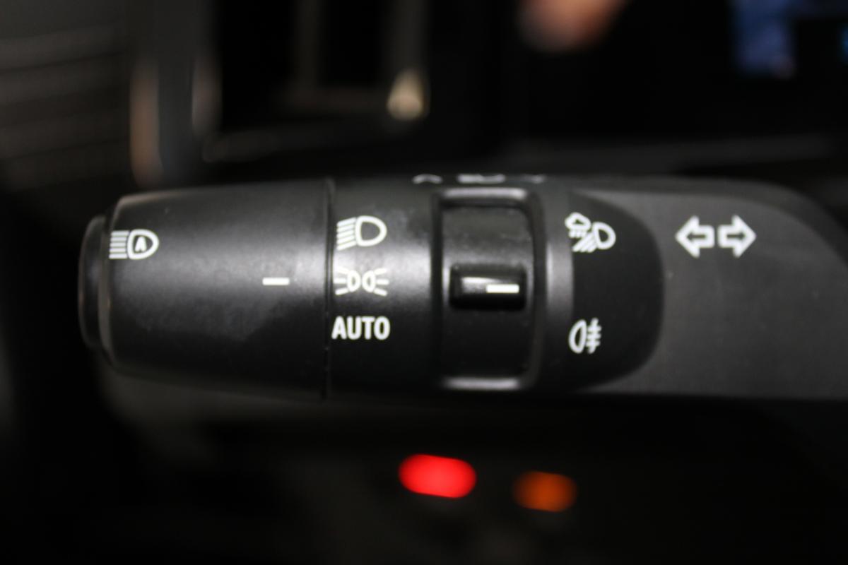 renault-megane-e-tech-2023-eletrico-0cc
