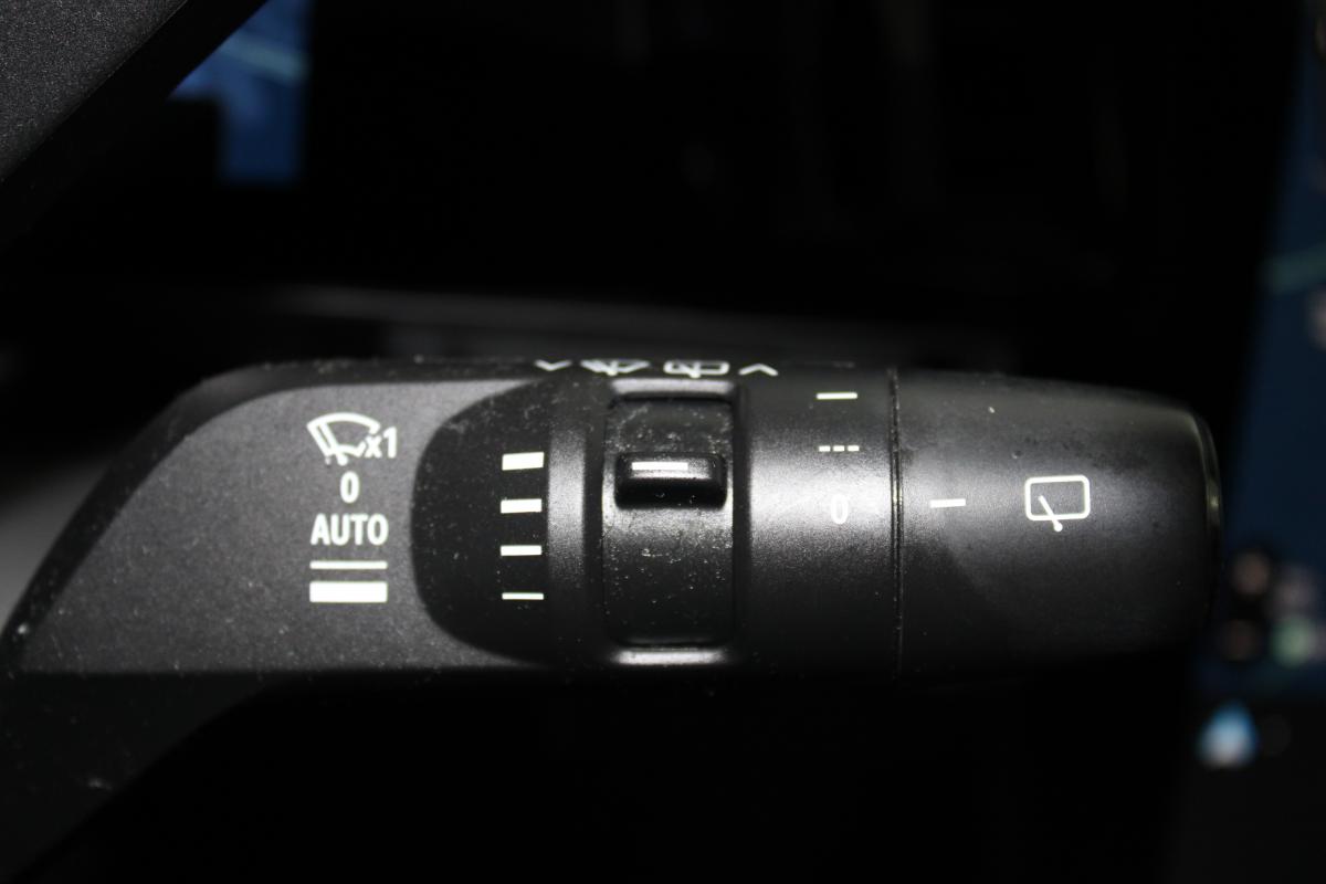 renault-megane-e-tech-2023-eletrico-0cc