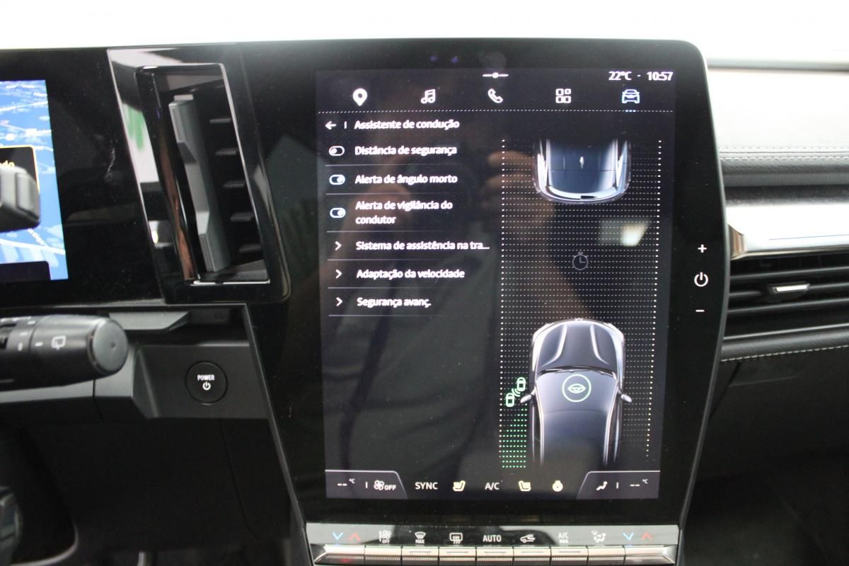 renault-megane-e-tech-2023-eletrico-0cc