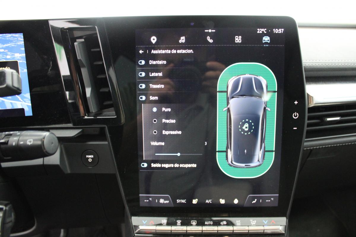 renault-megane-e-tech-2023-eletrico-0cc
