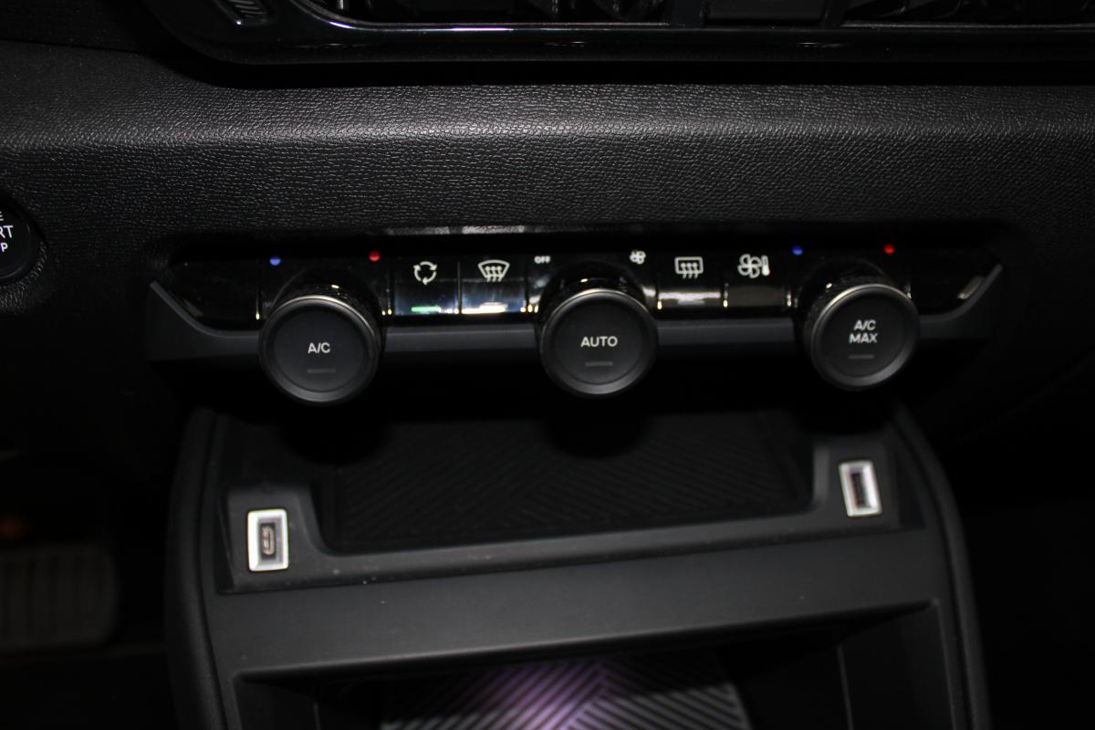 citroen-e-c4-2022-eletrico-0cc