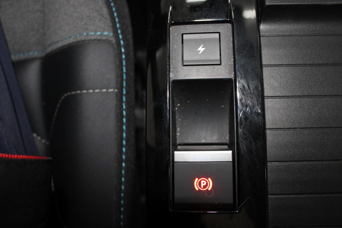 citroen-e-c4-2022-eletrico-0cc