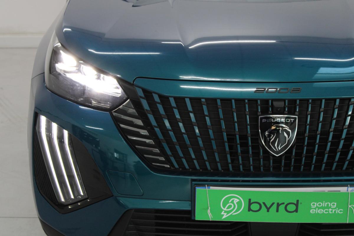 peugeot-e-2008-2025-eletrico-0cc