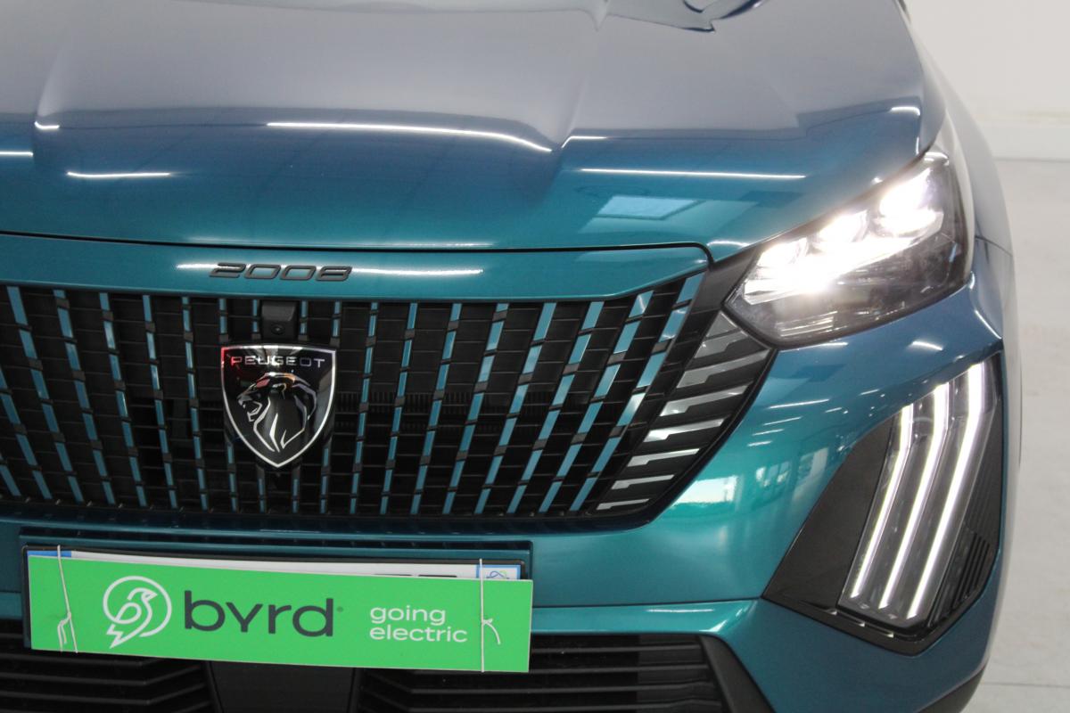 peugeot-e-2008-2025-eletrico-0cc