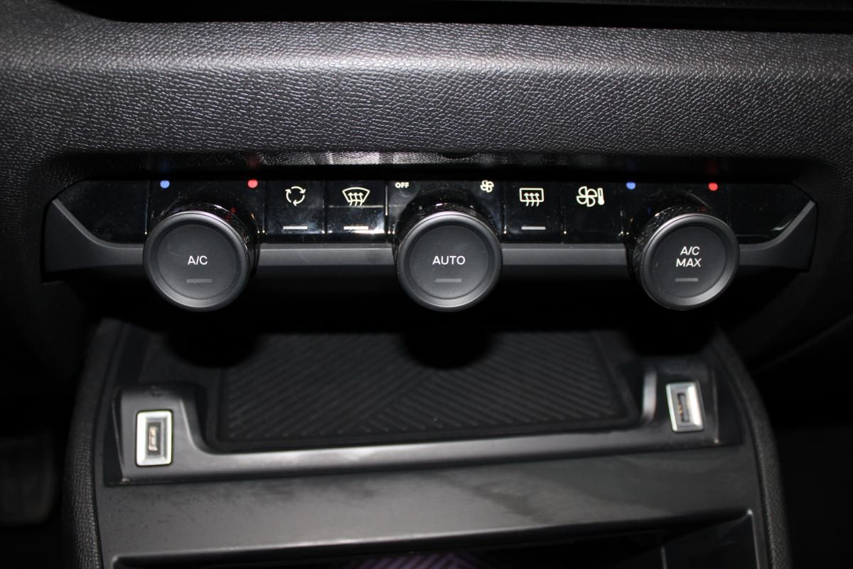 citroen-e-c4-2025-eletrico-0cc