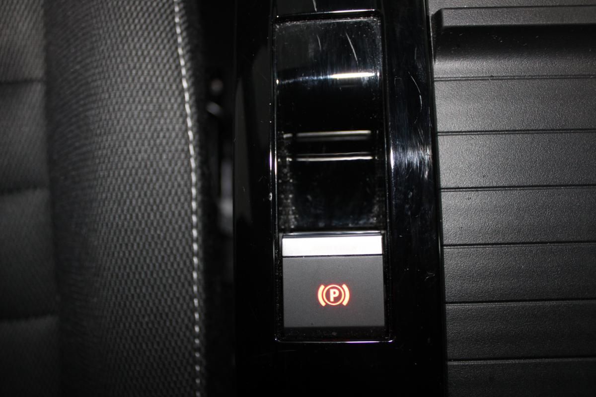 citroen-e-c4-2025-eletrico-0cc