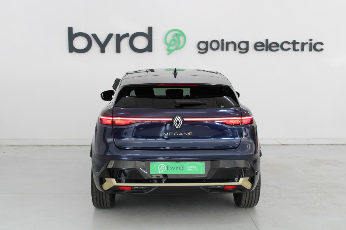 renault-megane-e-tech-2023-eletrico-0cc