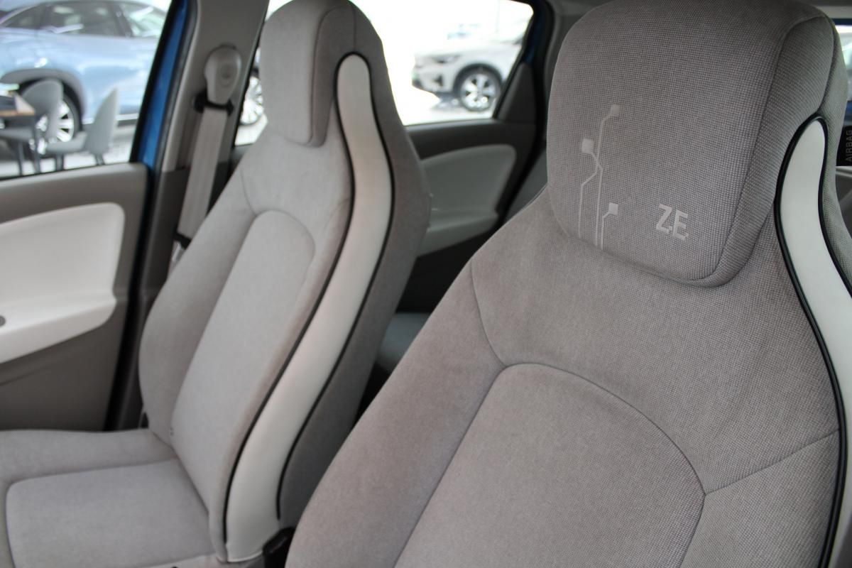 renault-zoe-2016-eletrico-0cc