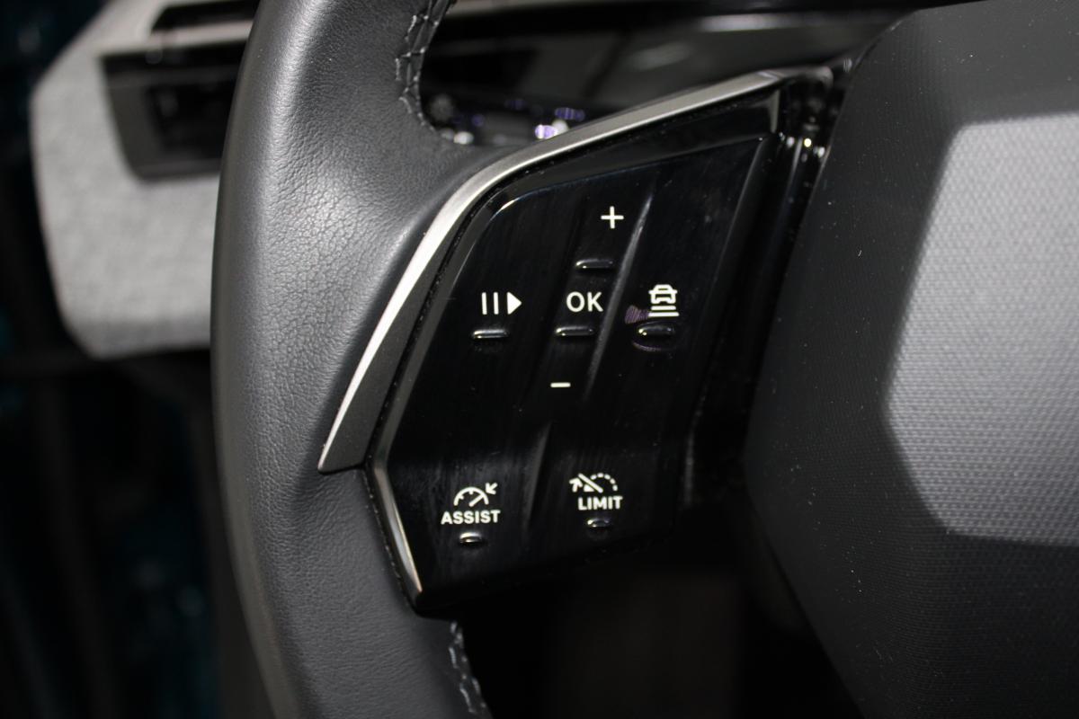 peugeot-e-3008-2025-eletrico-0cc