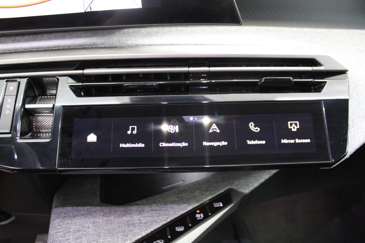 peugeot-e-3008-2025-eletrico-0cc