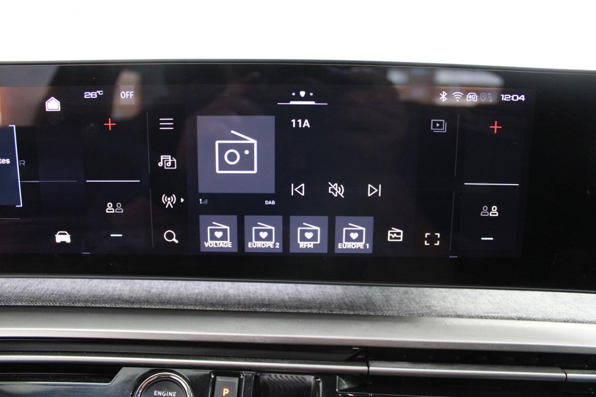 peugeot-e-3008-2025-eletrico-0cc