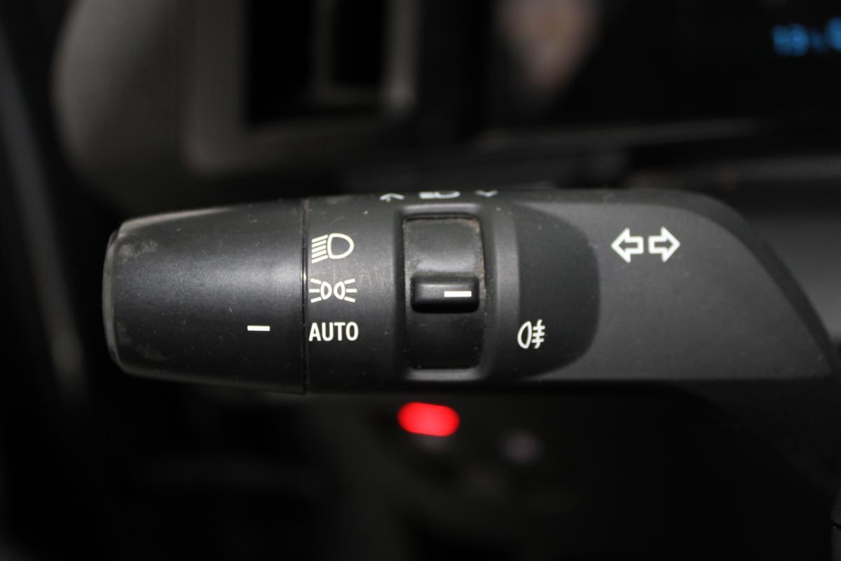 renault-megane-e-tech-2023-eletrico-0cc