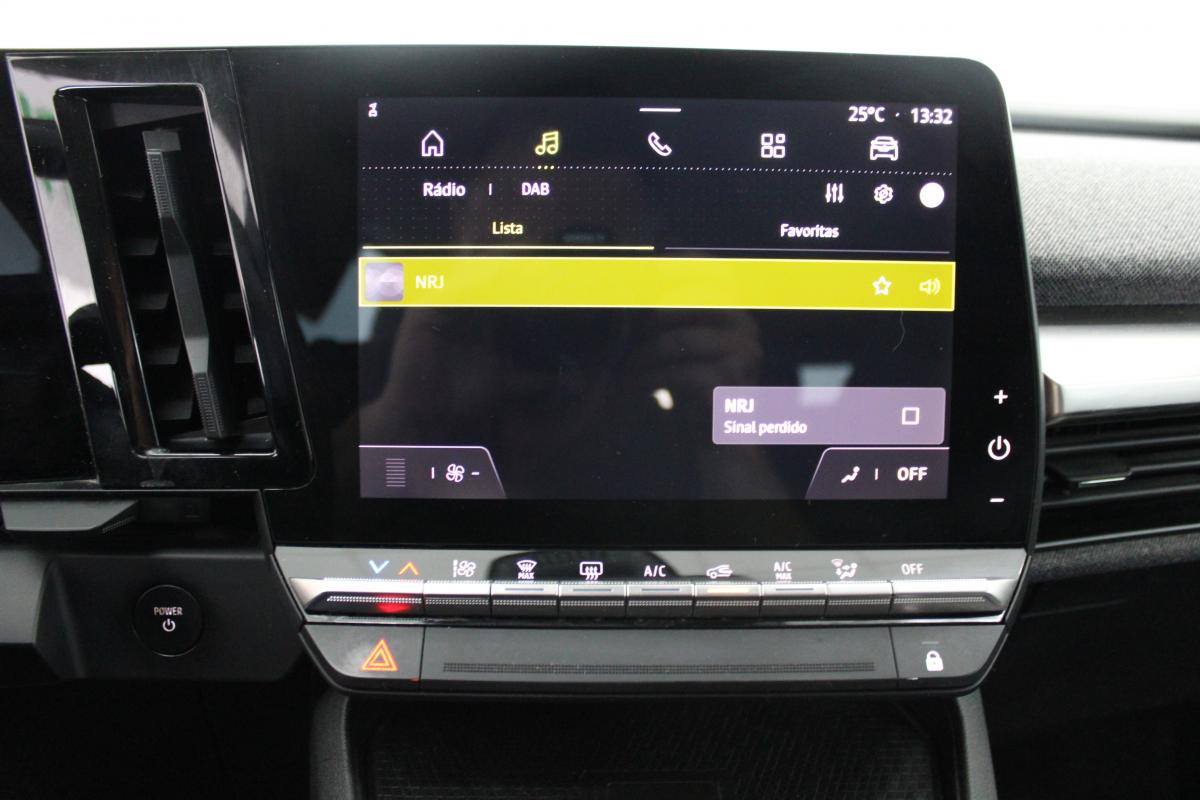 renault-megane-e-tech-2023-eletrico-0cc