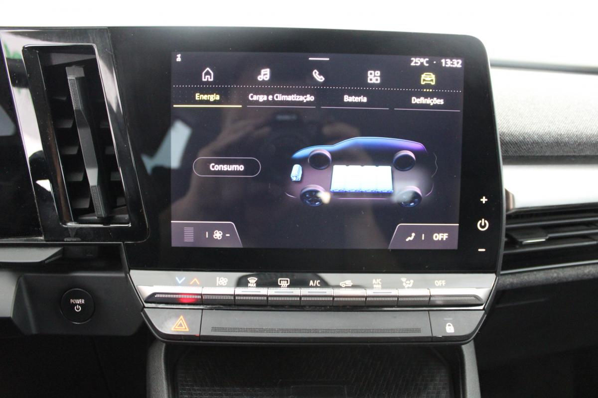 renault-megane-e-tech-2023-eletrico-0cc