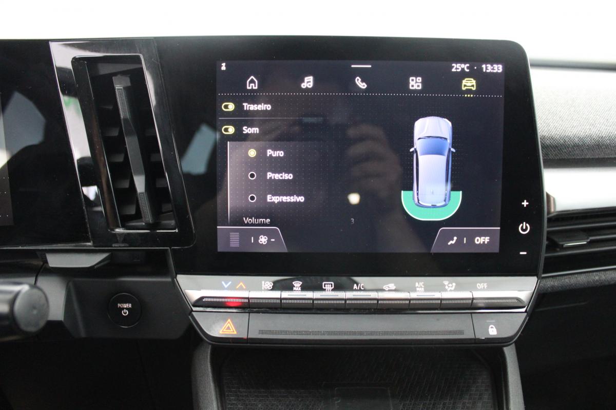 renault-megane-e-tech-2023-eletrico-0cc