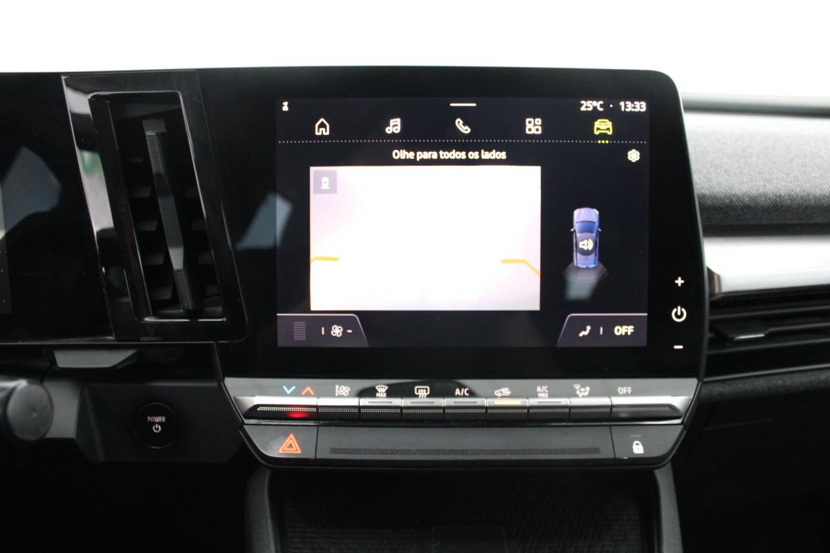 renault-megane-e-tech-2023-eletrico-0cc