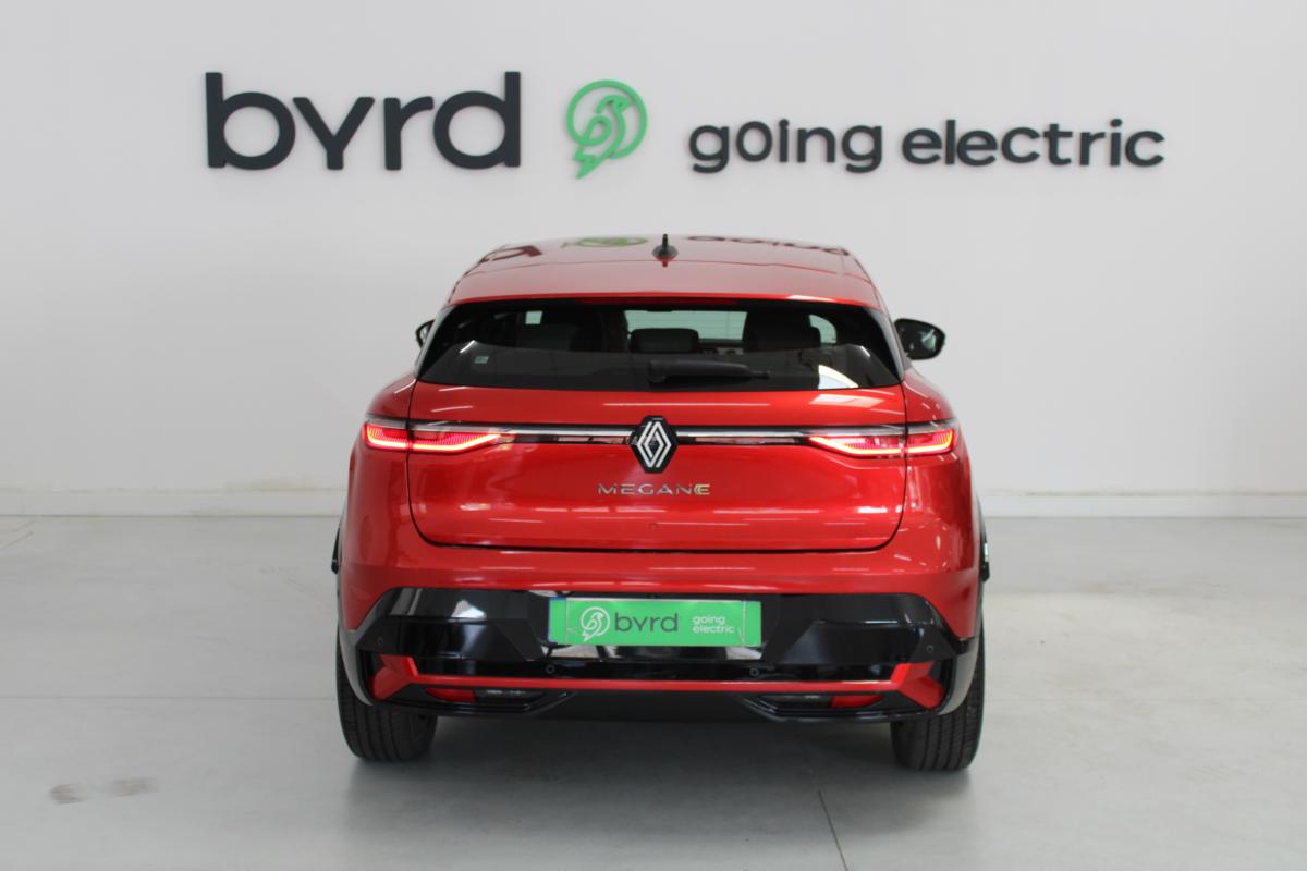 renault-megane-e-tech-2023-eletrico-0cc
