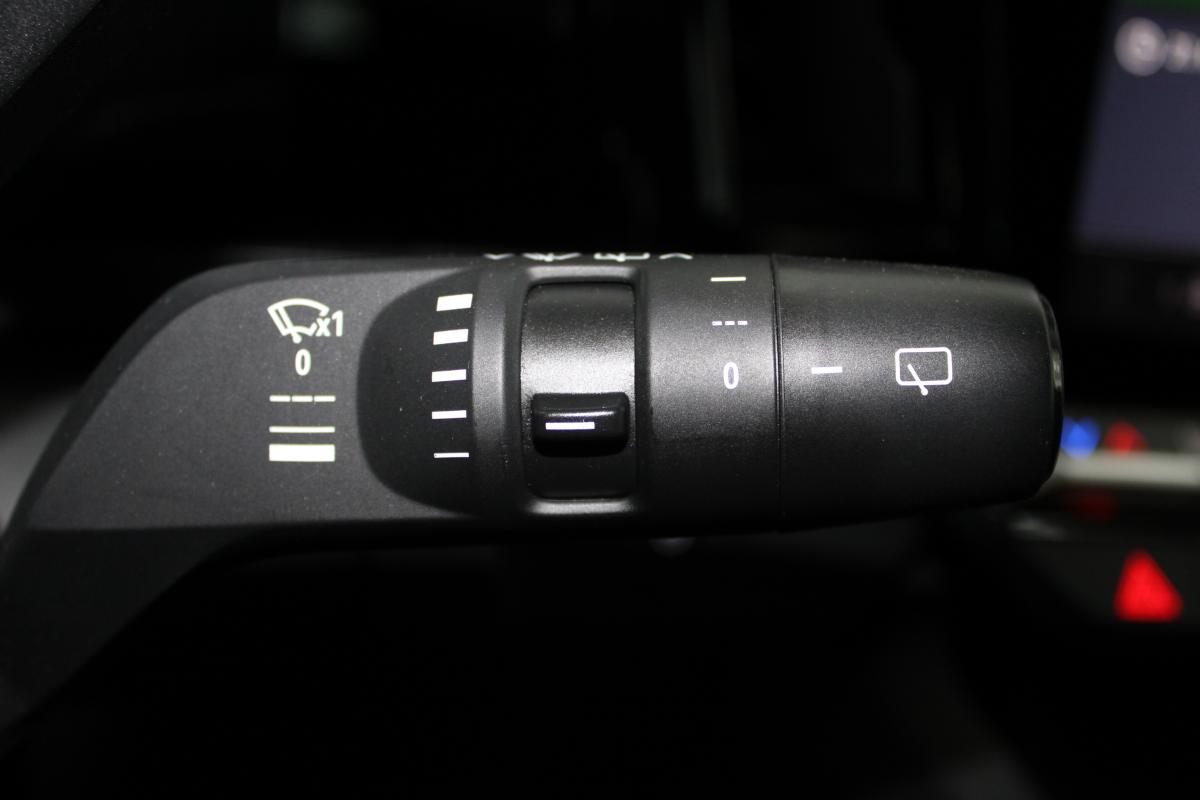 renault-megane-e-tech-2023-eletrico-0cc