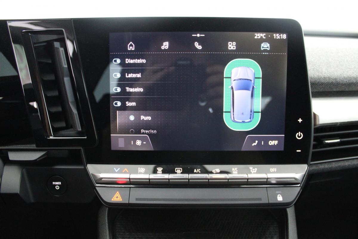 renault-megane-e-tech-2023-eletrico-0cc