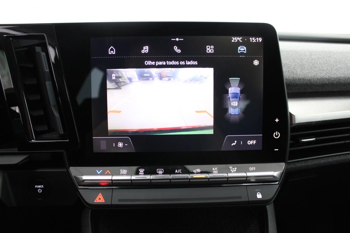 renault-megane-e-tech-2023-eletrico-0cc