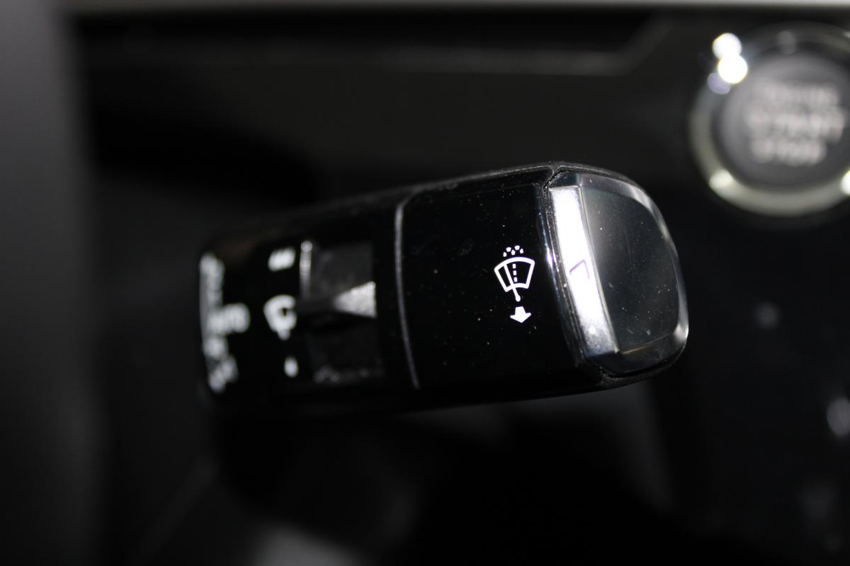peugeot-e-3008-2025-eletrico-0cc