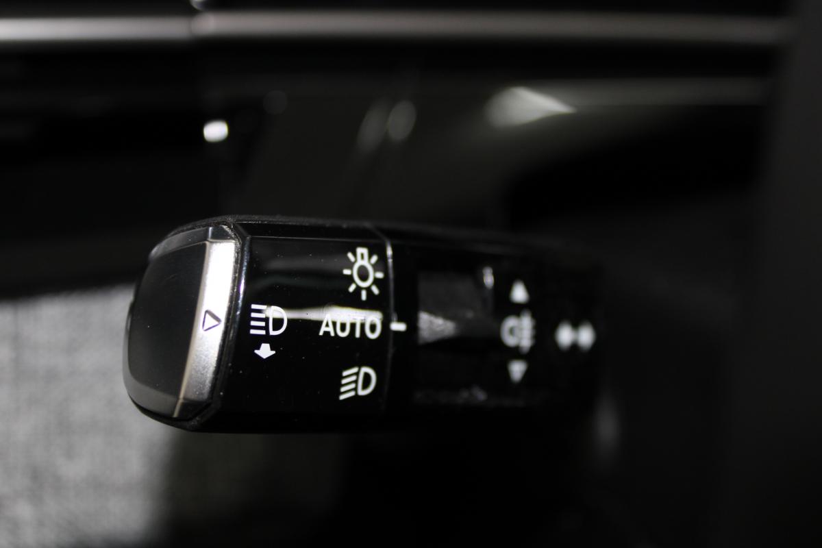 peugeot-e-3008-2025-eletrico-0cc