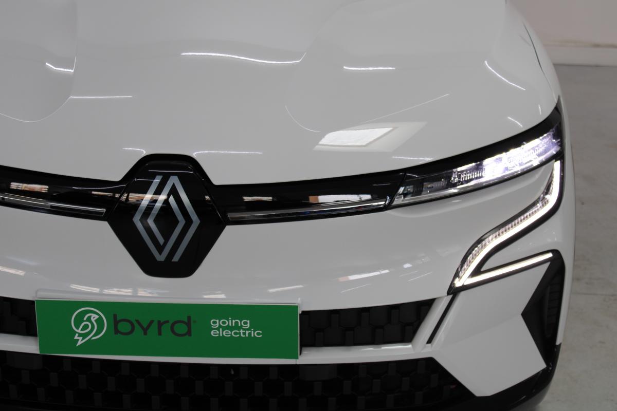 renault-megane-e-tech-2025-eletrico-0cc