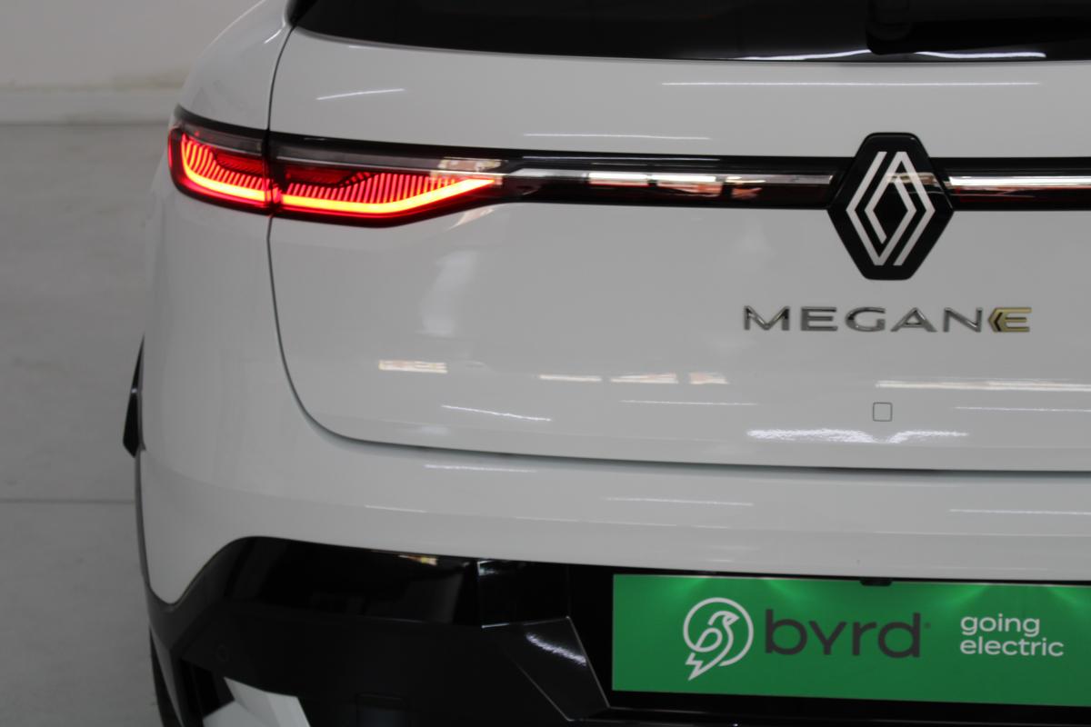 renault-megane-e-tech-2025-eletrico-0cc