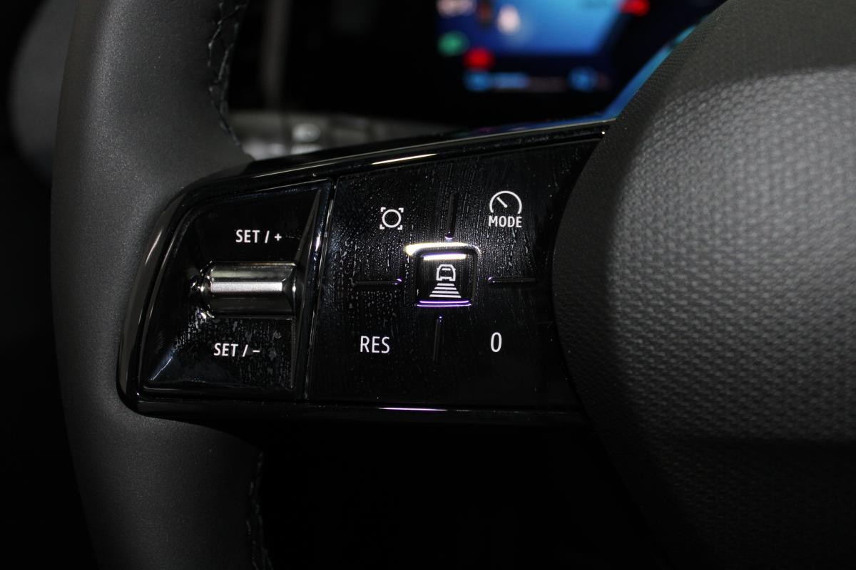 renault-megane-e-tech-2025-eletrico-0cc