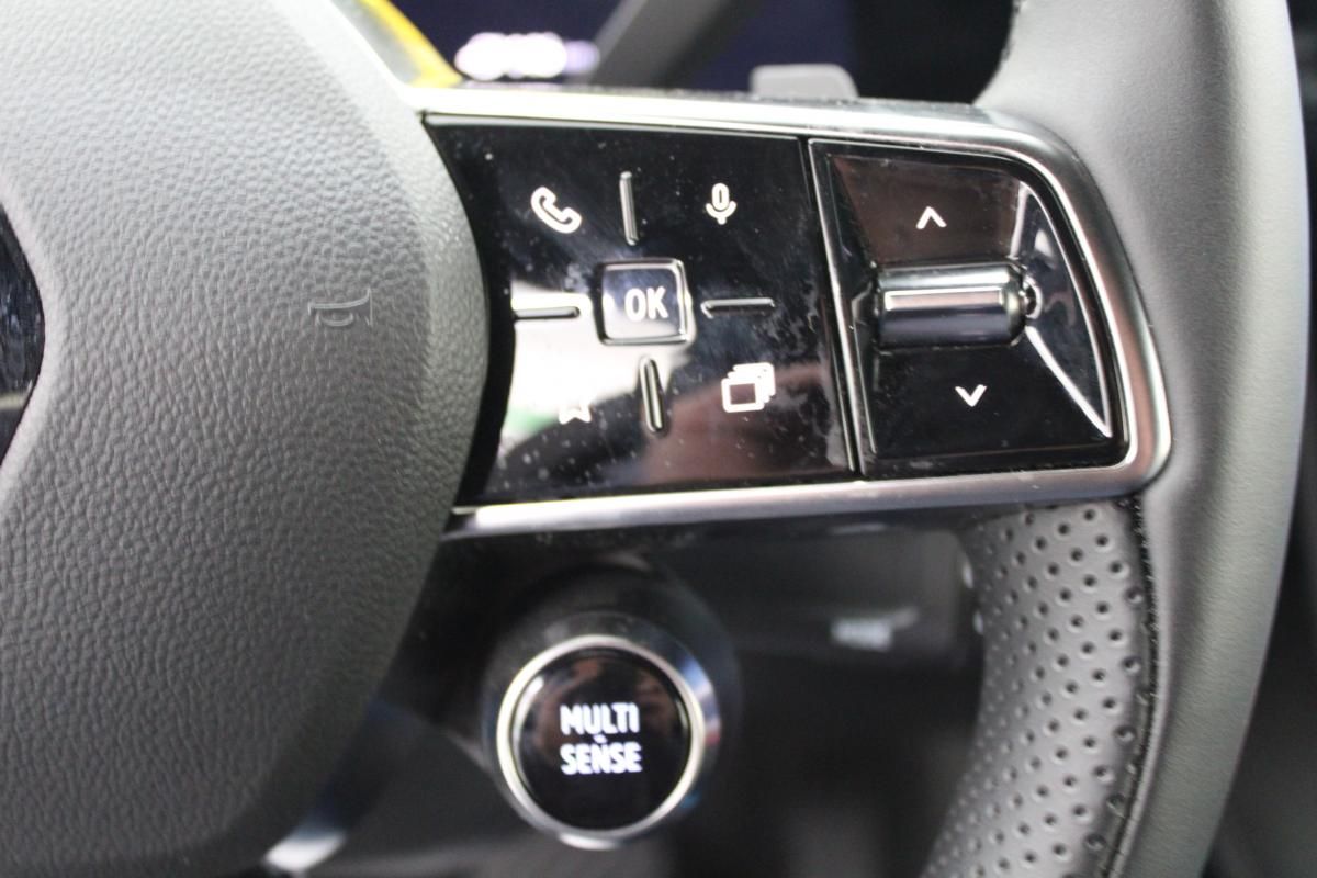 renault-megane-e-tech-2025-eletrico-0cc