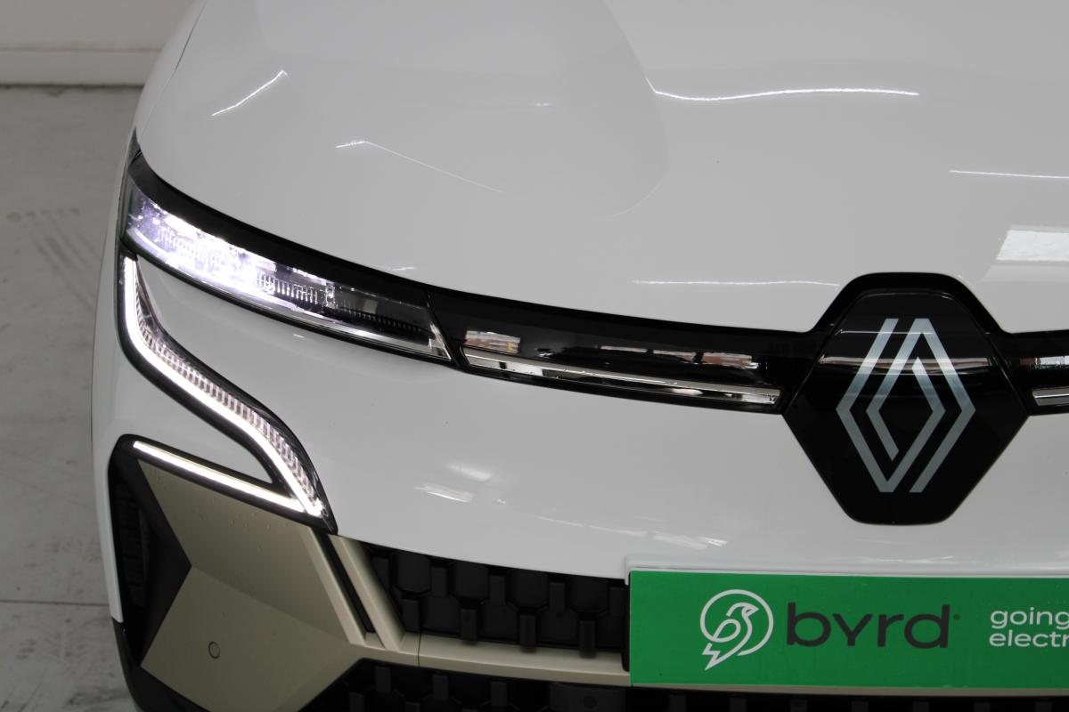 renault-megane-e-tech-2025-eletrico-0cc