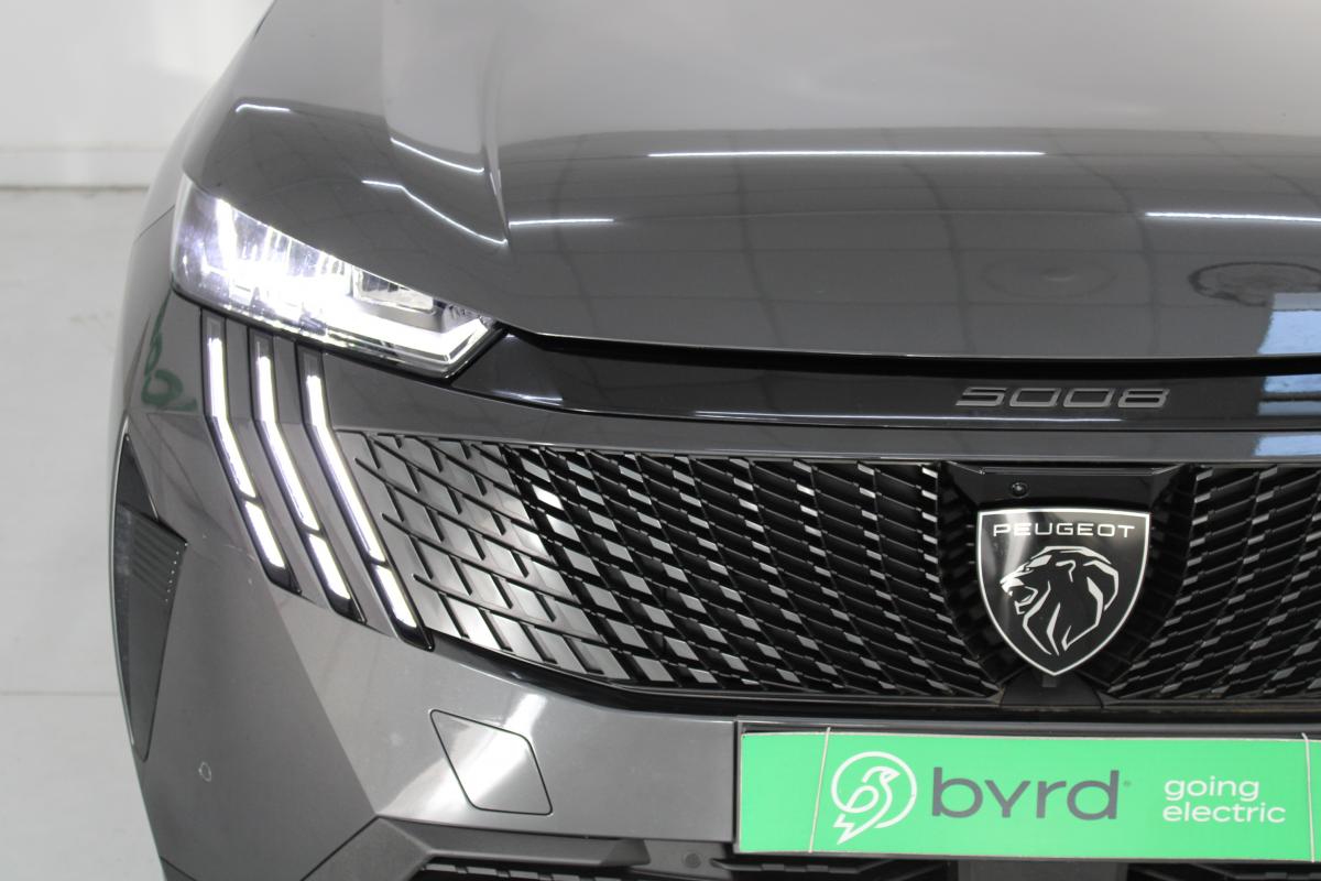 peugeot-e-2008-2025-eletrico-0cc