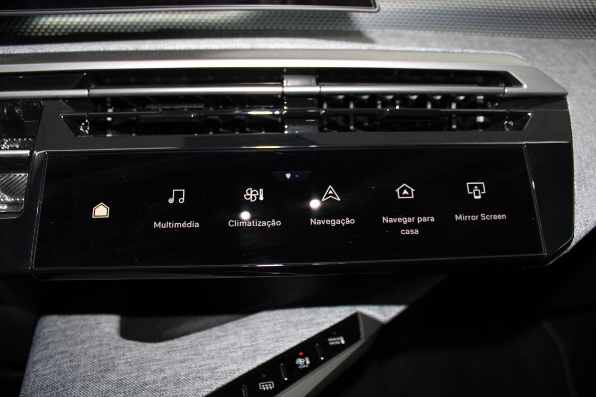 peugeot-e-3008-2025-eletrico-0cc