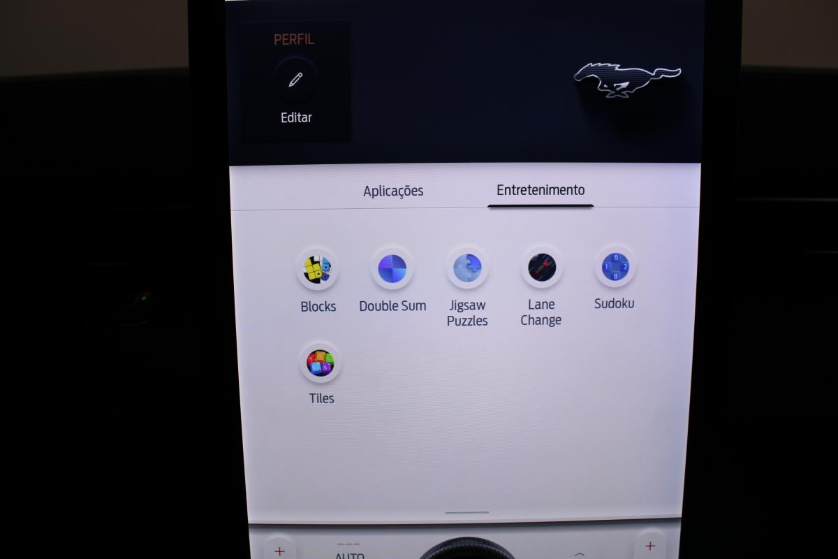 ford-mustang-mach-e-2021-eletrico-0cc