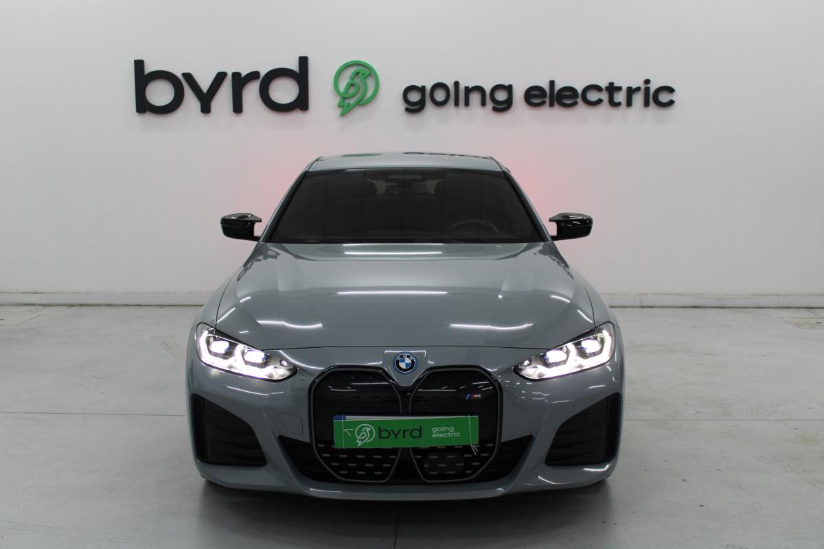 bmw-i4-2022-eletrico-0cc