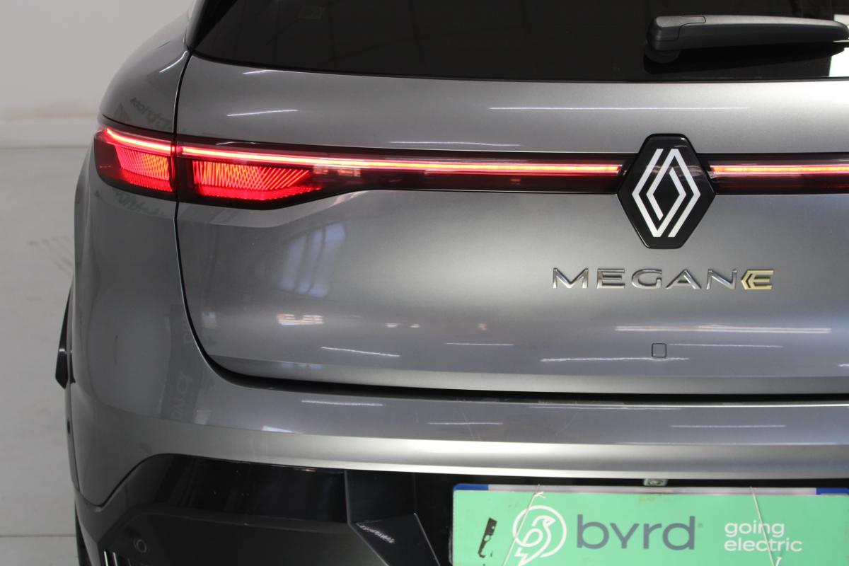 renault-megane-e-tech-2024-eletrico-0cc