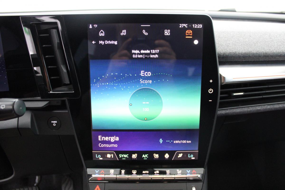 renault-megane-e-tech-2024-eletrico-0cc