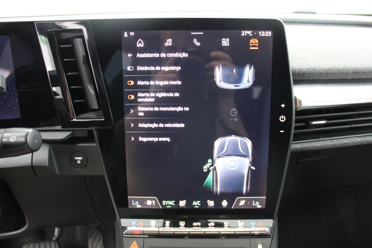 renault-megane-e-tech-2024-eletrico-0cc