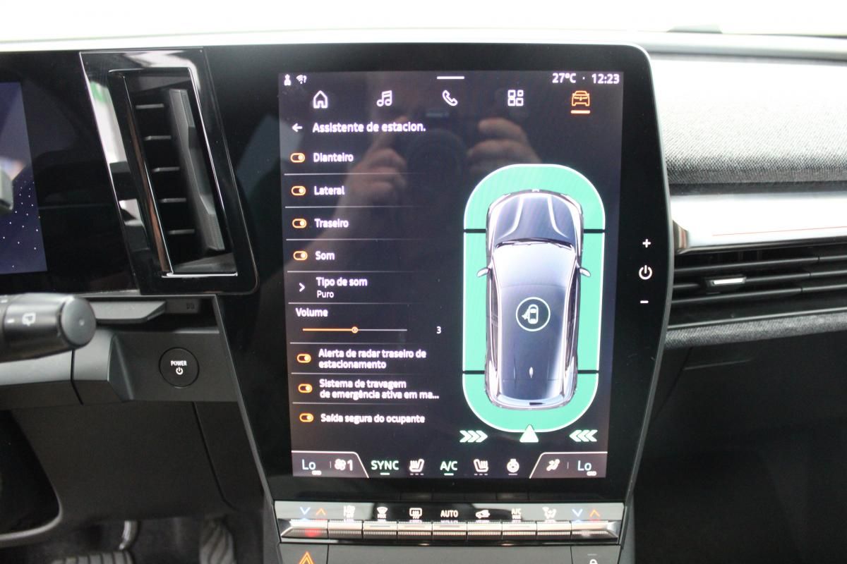 renault-megane-e-tech-2024-eletrico-0cc