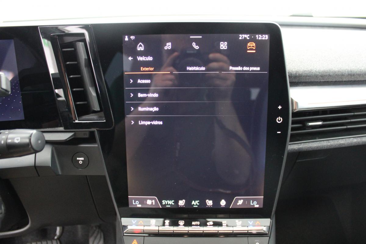 renault-megane-e-tech-2024-eletrico-0cc